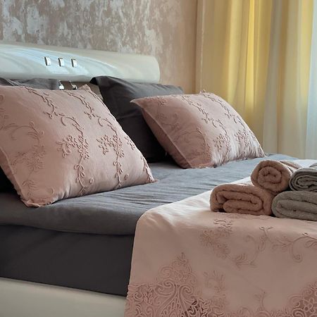 Apartment Sea View Odessa Arcadia Екстериор снимка
